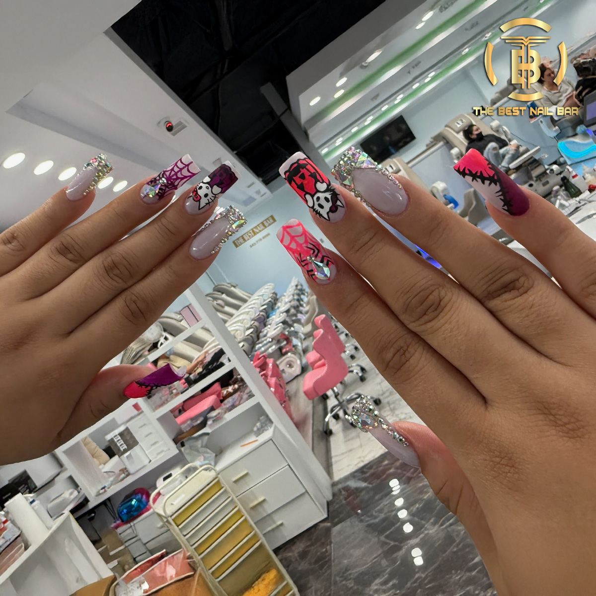 The Best Nail Bar nail photo 1